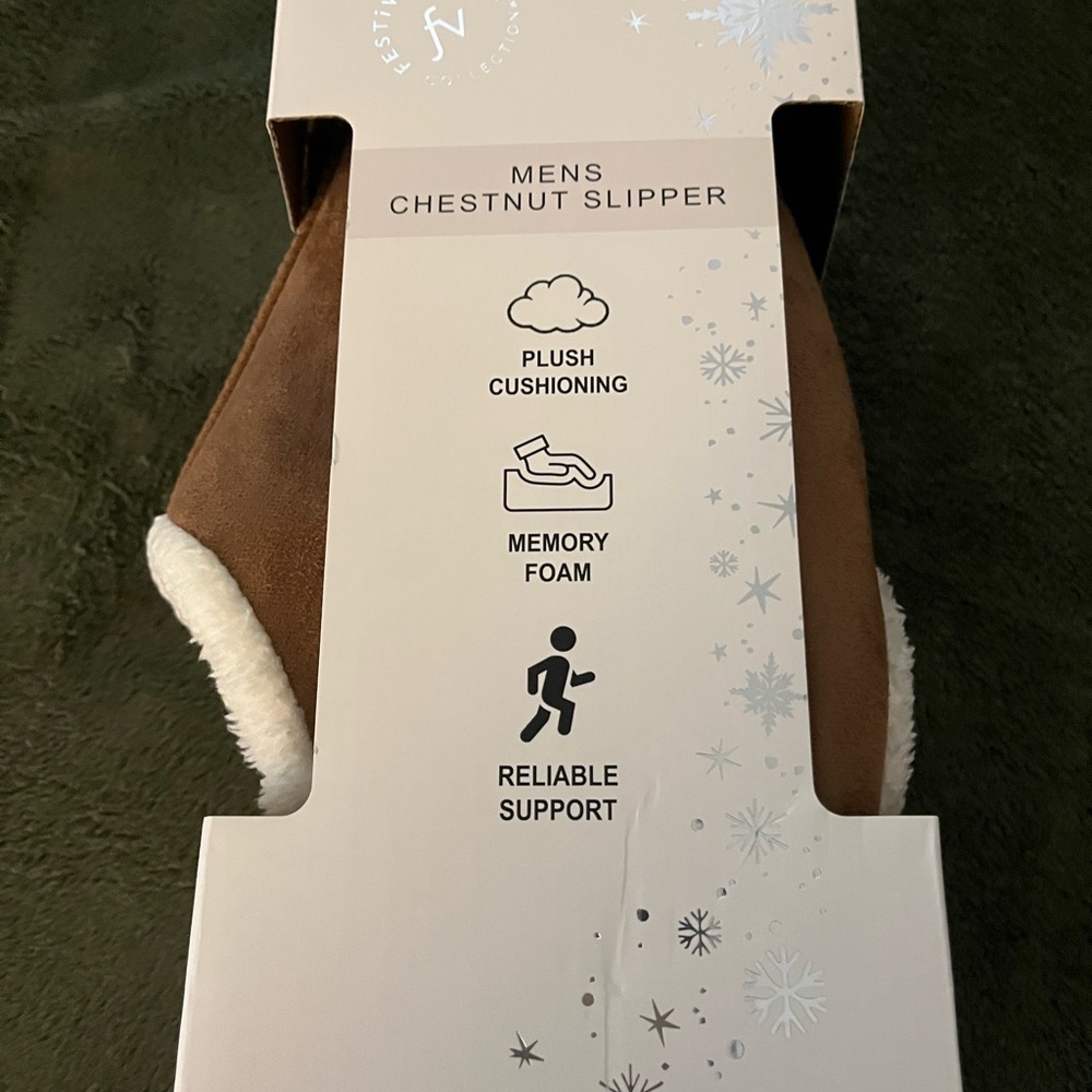 Chestnut Men's Slipper with White Lining - Picture 2 of 4